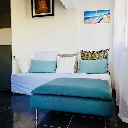 Blue View Makenzie Apartment *